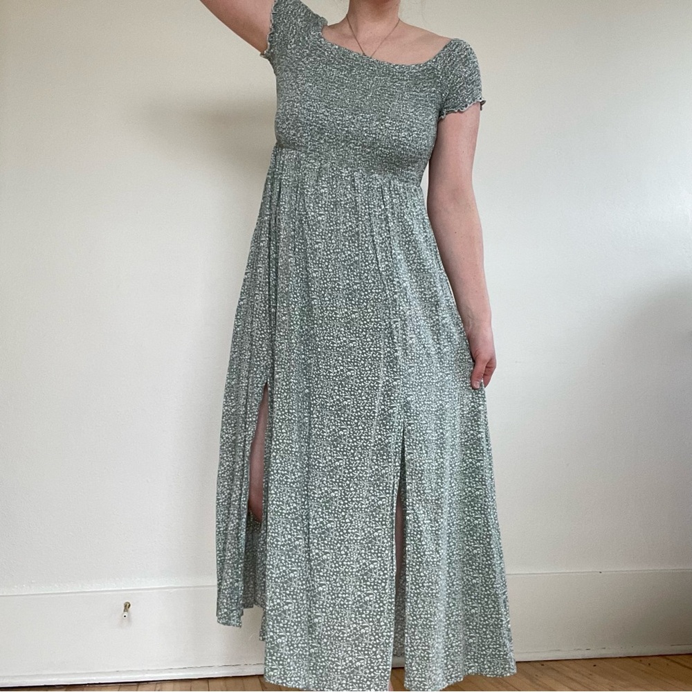 Green Floral Maxi Dress with Side Slit - Picture 2 of 7